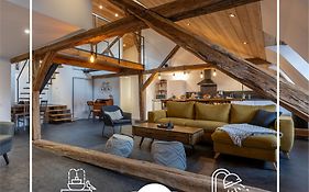 Superbe Loft - Situ Sur La Place Centrale