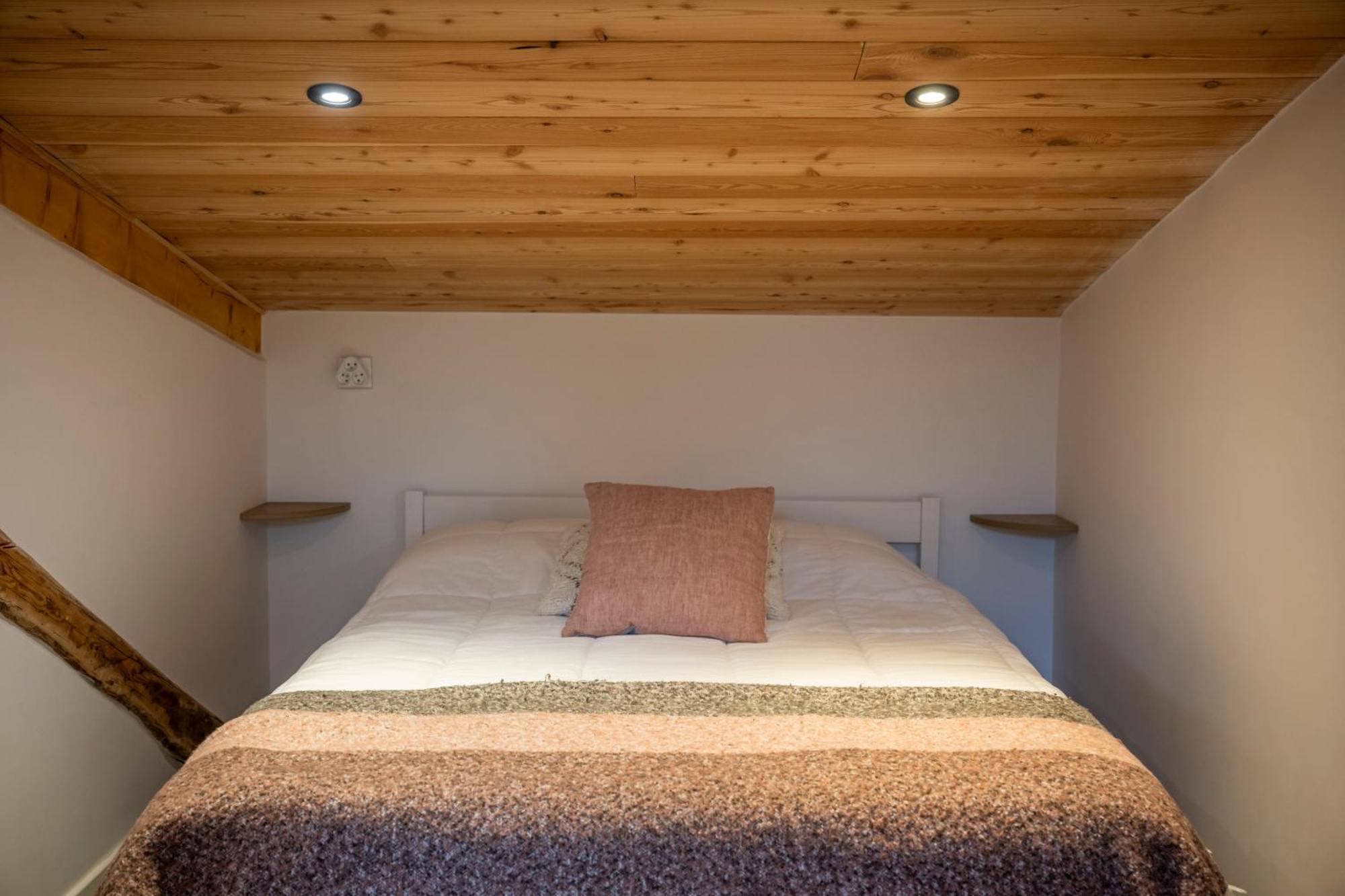 Superbe Loft - Situ Sur La Place Centrale Barcelonnette Extérieur photo