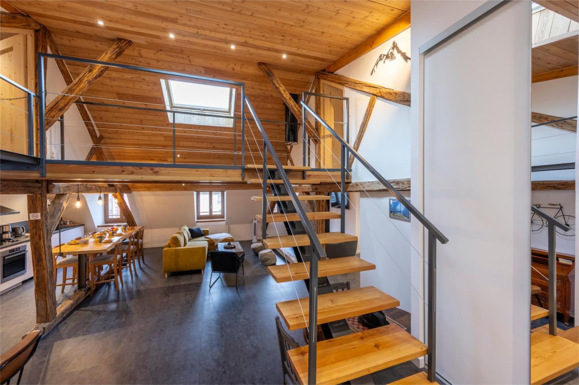Superbe Loft - Situ Sur La Place Centrale Barcelonnette Extérieur photo