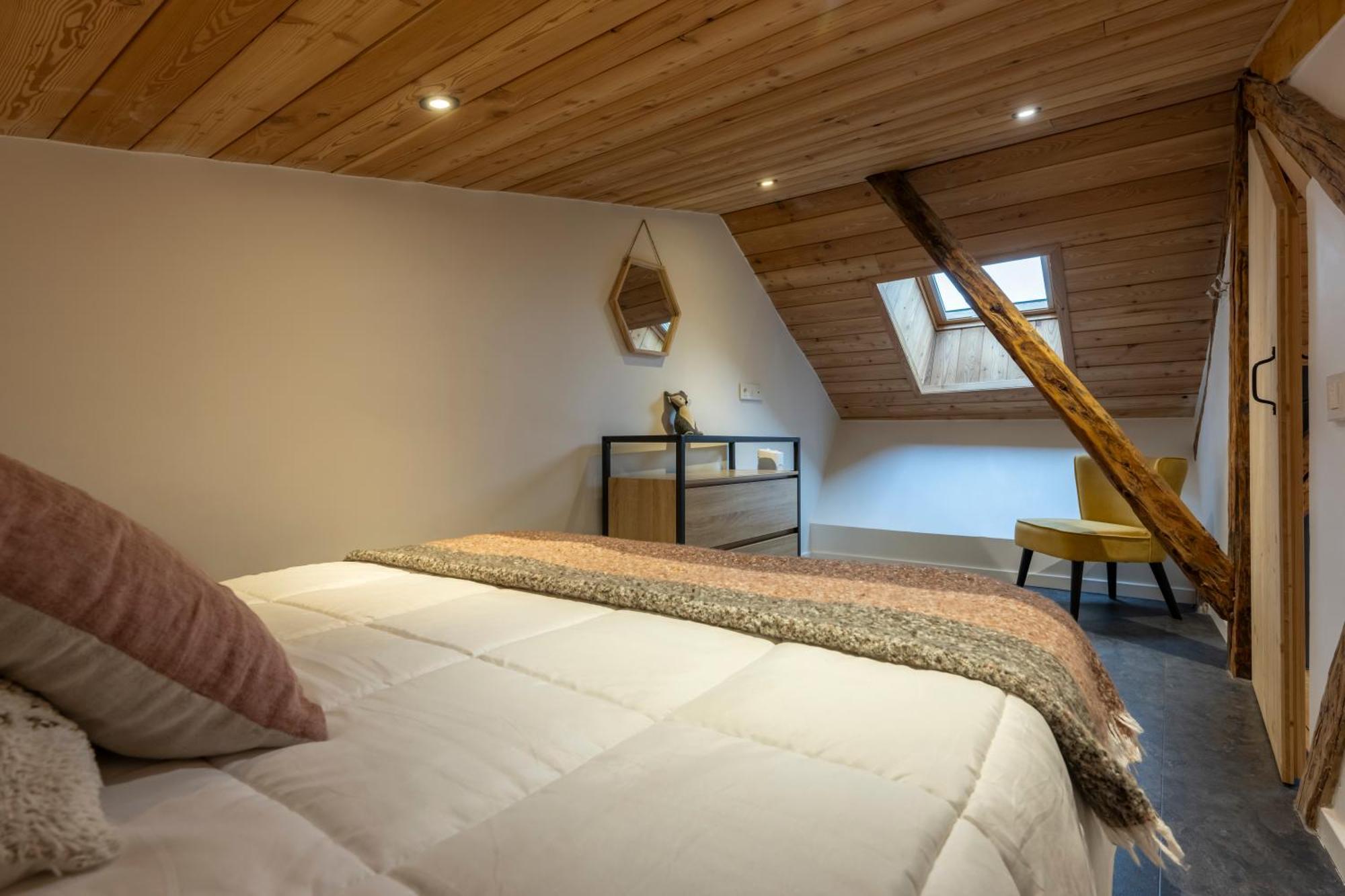 Superbe Loft - Situ Sur La Place Centrale Barcelonnette Extérieur photo