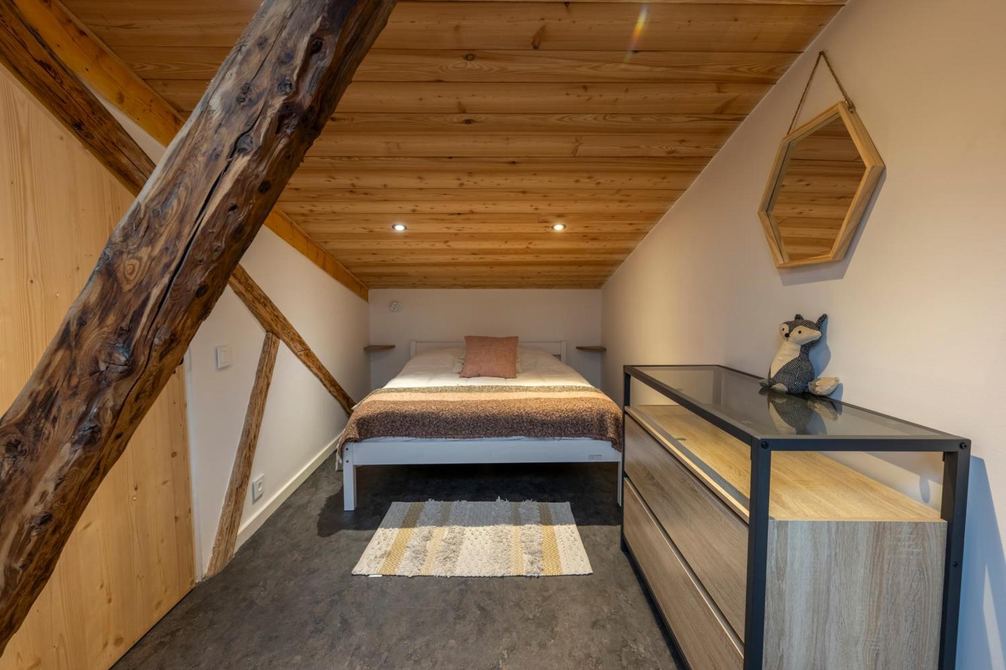 Superbe Loft - Situ Sur La Place Centrale Barcelonnette Extérieur photo