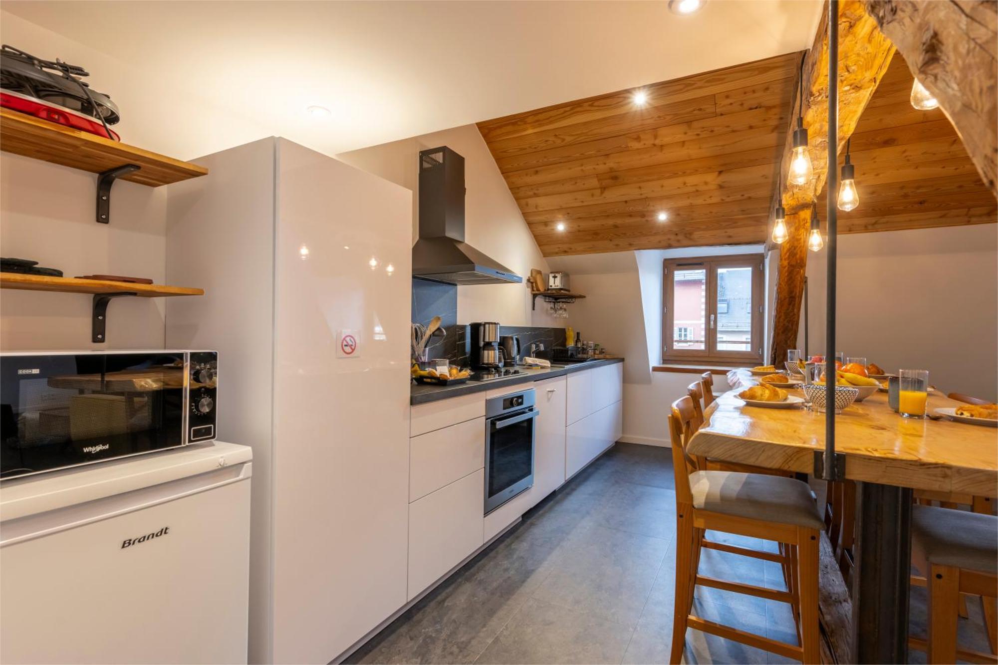 Superbe Loft - Situ Sur La Place Centrale Barcelonnette Extérieur photo